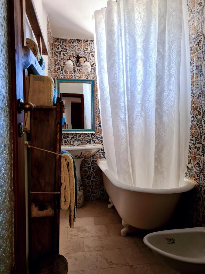 לינה וארוחת בוקר לוקורוטונדו Residenza Fenicia מראה חיצוני תמונה